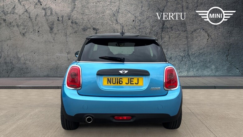 MINI Hatchback 1.5 Cooper 3dr Petrol Hatchback